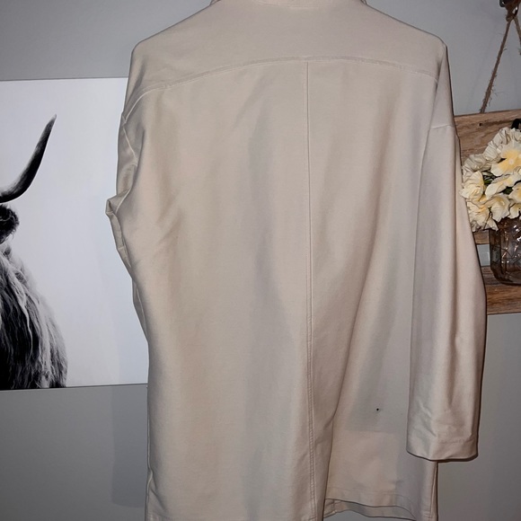 Fancy Jacket - Picture 3 of 3